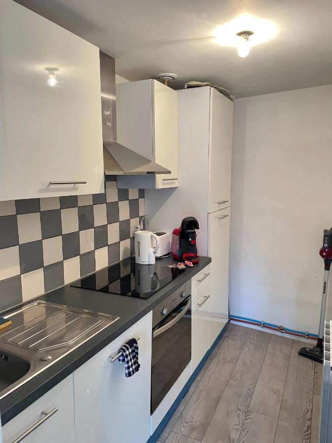 Appartement Entier Moissac Centre 30 M2 Calme Avec Cour Interieure Pour Velos A 50M Du Marche De Moissac Ngoại thất bức ảnh